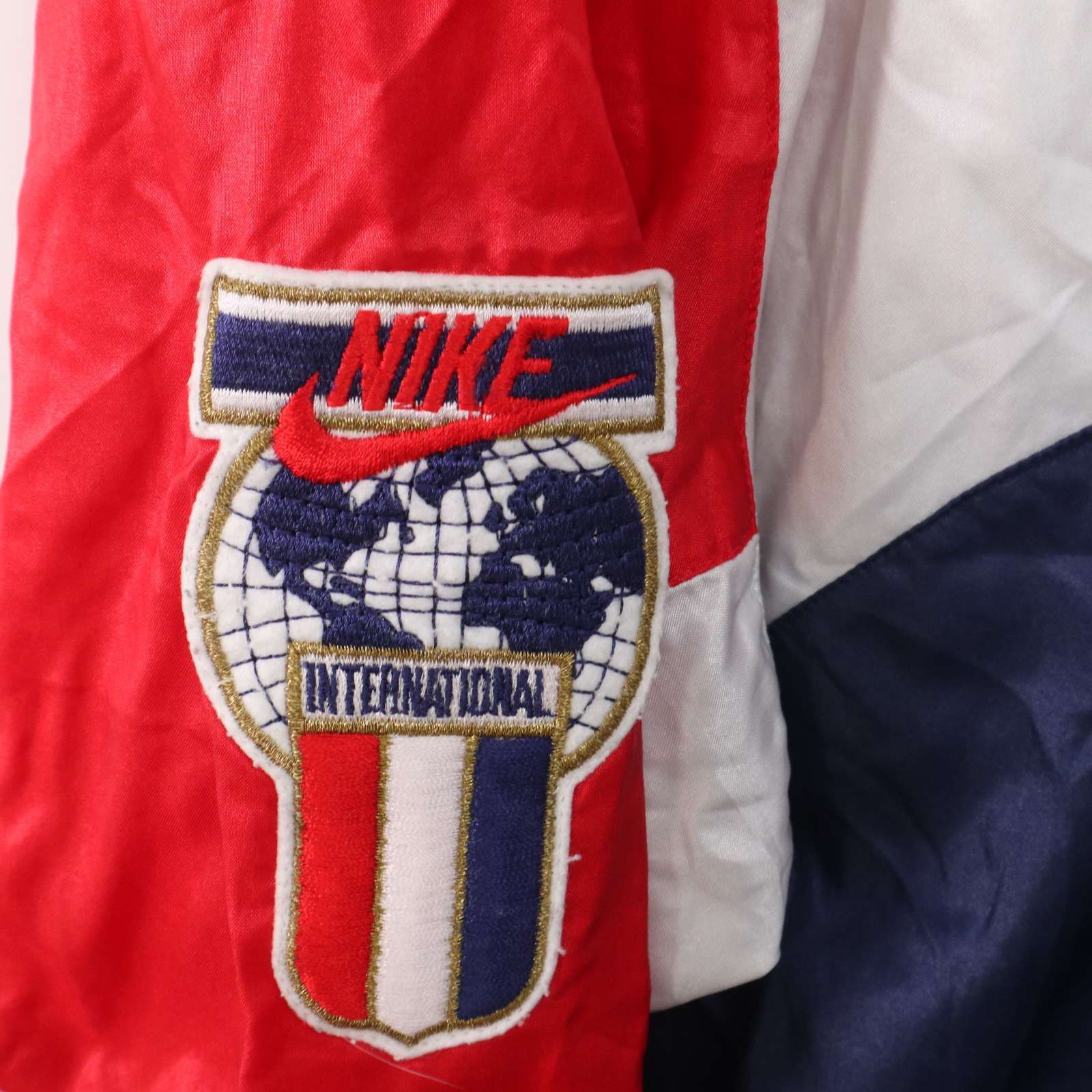 Nike 90s ハーフジップ ウィンドブレーカー