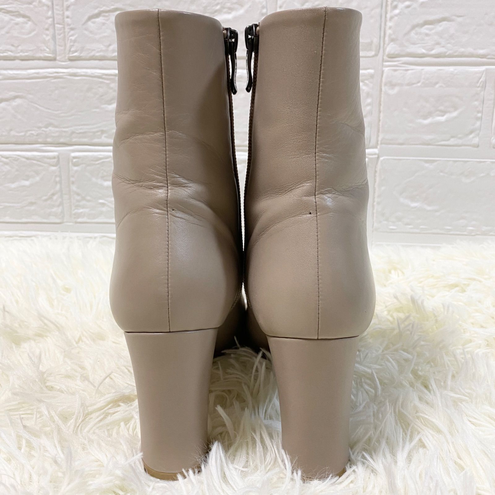 人気品✨【DIANA】ダイアナ ショートブーツ スクエアトゥ ダーク 