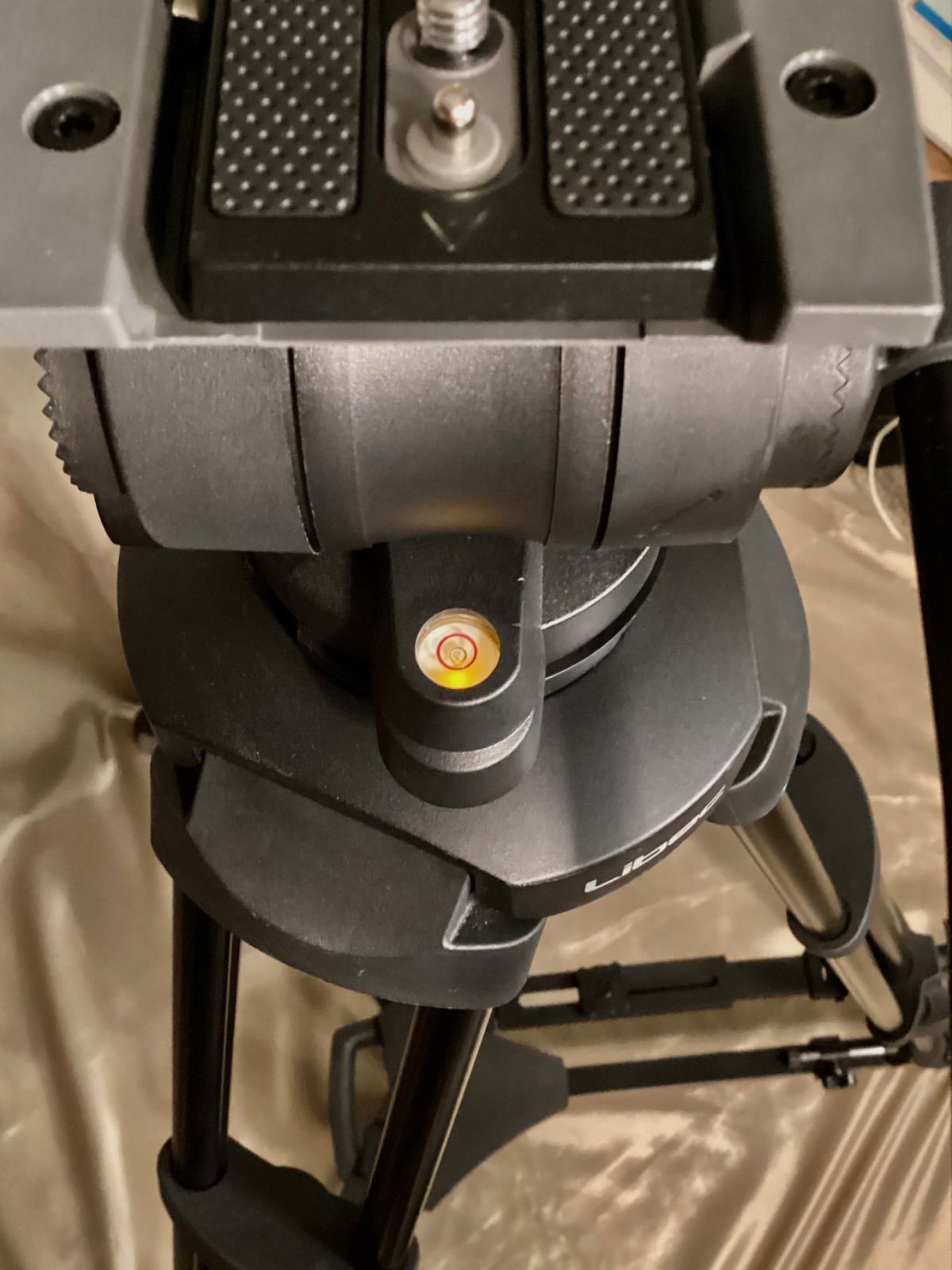 TH-Z ビデオ三脚