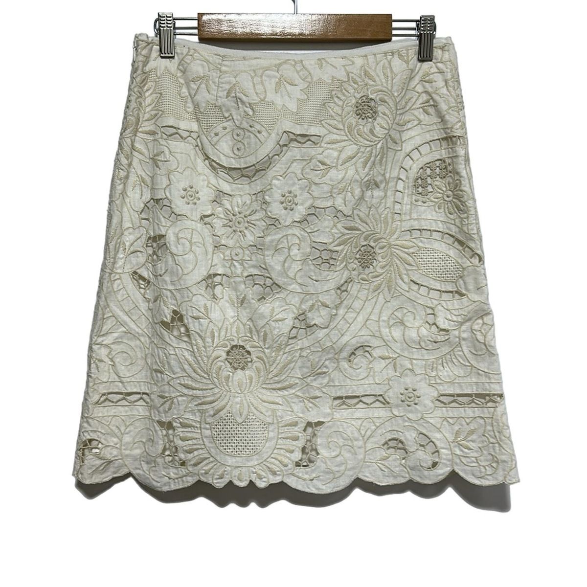 VIVIENNE TAM ヴィヴィアンタム スカート サイズ1 S レディース - 白×ベージュ ひざ丈 花柄 刺繍