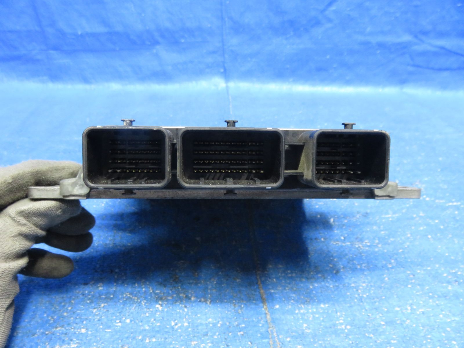 CBA-J32 エンジンコンピュータ