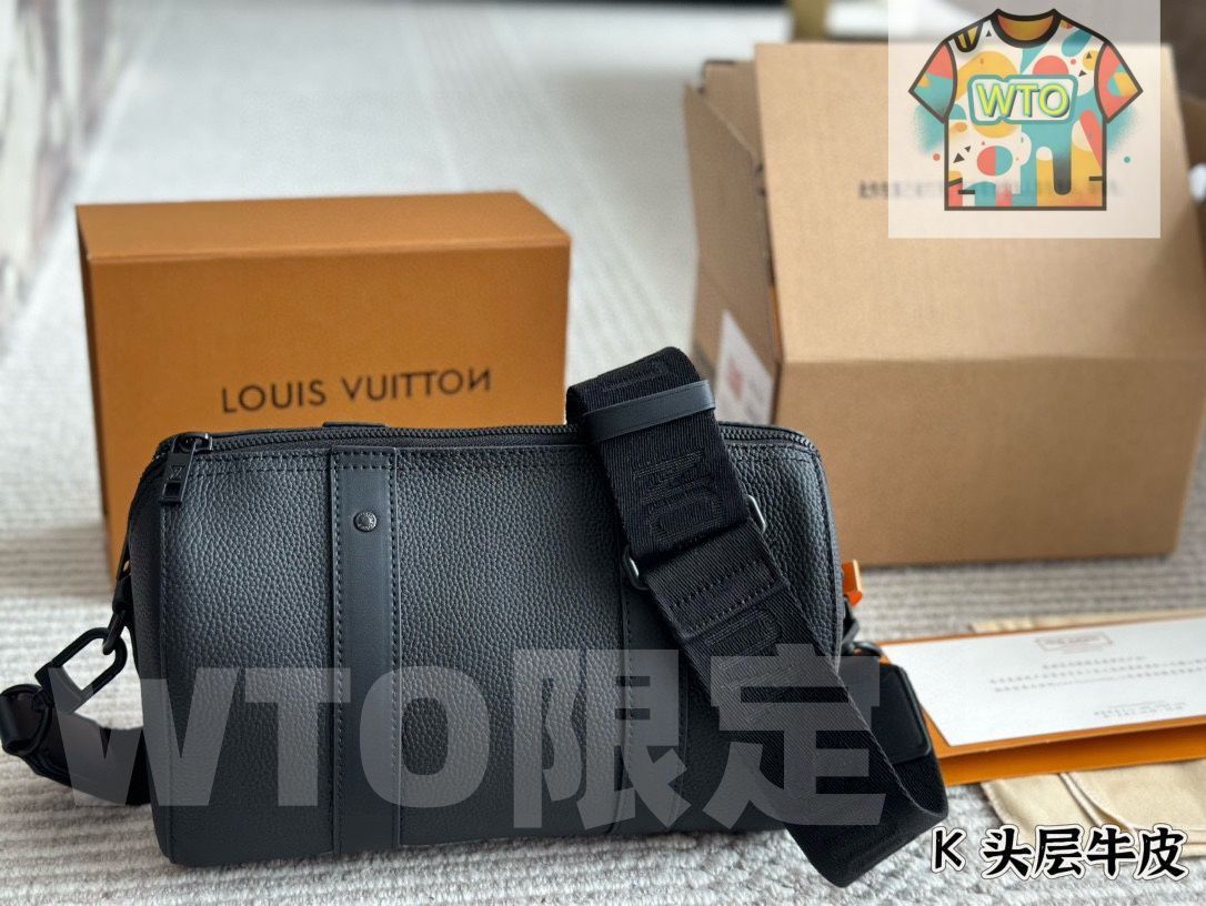 今日WTO】Louis Vuitton Men's CityKeepall Pillow Bag メンズ
