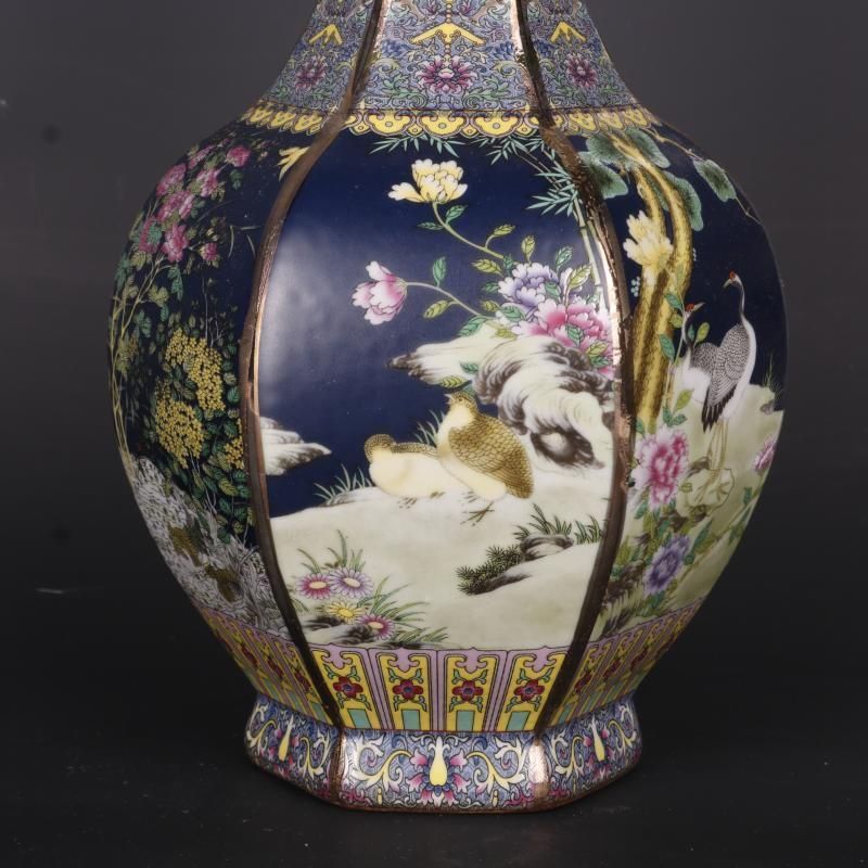 清代乾隆粉彩蒔金花鳥花瓶 景徳鎮 陶磁器 装飾品 現代工芸品 美術品 置物 清乾隆青花人物花鳥六方賞瓶 景徳鎮 陶磁器 装飾品 現代工芸品