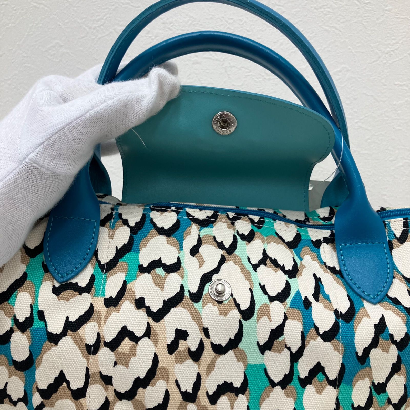 4795 LONGCHAMP ロンシャン JAL機内販売限定 イルオーパンテール プリ
