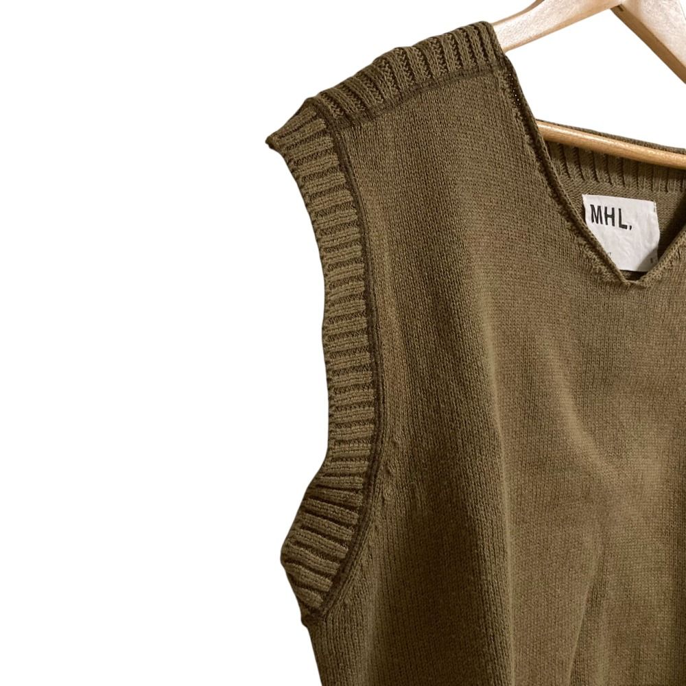 極美品　マーガレットハウエル MHL  ニットベスト　カーキ　ウール　MHL. 美品 22SS MHL MARGARET HOWELL マーガレットハウエル COTTON