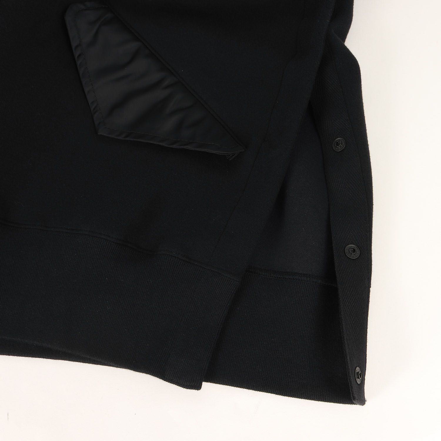 【専用】sacai サカイ　ナイロンツイルスポンジブルゾン　サイズ2 sacai] Nylon Twill x Sponge Blouson – MaW SAPPORO