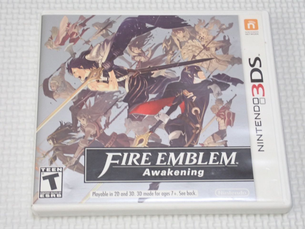 定期入れの 3DS☆FIRE EMBLEM 北米版☆箱付・ソフト付 海外版 Awakening ニンテンドー3DS専用ソフト