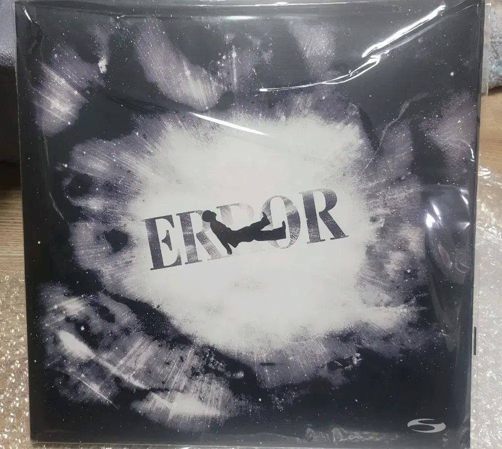 イ チャンヒョク error lp 未開封 ジャケット バースティング 幾分