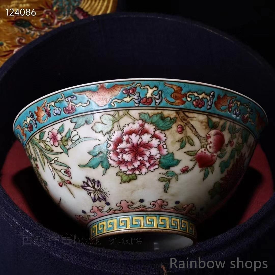 中国古美術 珍品旧蔵 粉彩 花瓶 清朝風 純手描き陶磁器 飾壺 茶道具 書斎置物 中国古美術 珍品旧蔵 粉彩 花瓶 清朝風 純手描き陶磁器 飾壺