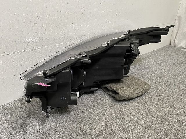 ヤリス KSP210/MXPA10/MXPA15/MXPH10/MXPH15 MXPH14/MXPH17 純正 右