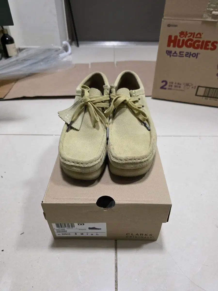 Clarks(クラークス) ワラビー 260 メープル