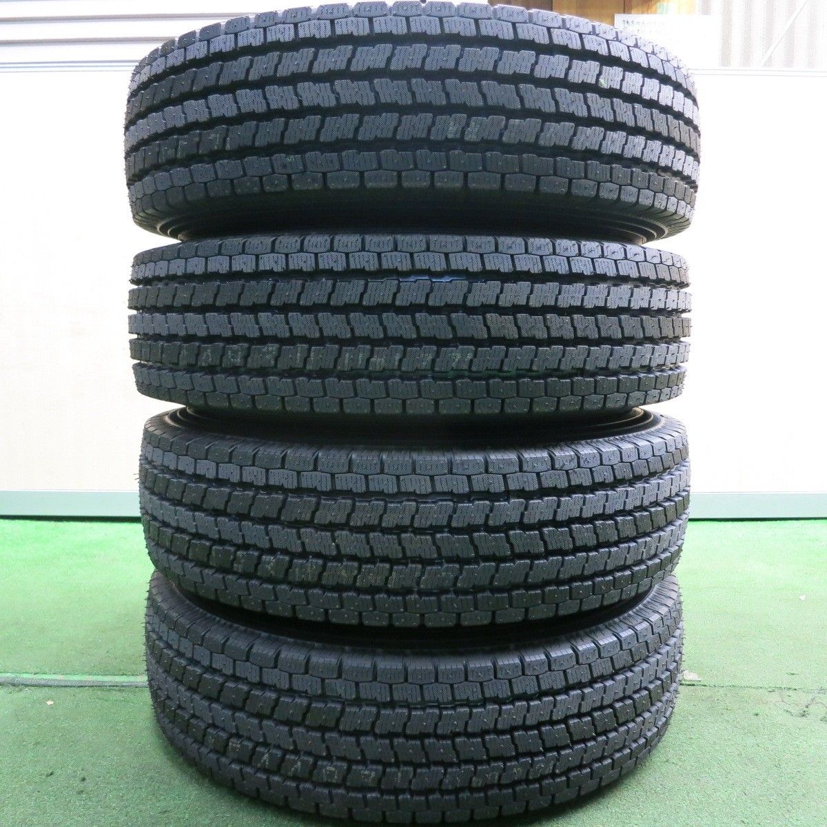 kpmさん専用②195/80R15 YOKOHAMA iG91バリ溝スタッドレス kpmさん専用②195/80R15 YOKOHAMA iG91バリ溝スタッドレス バリ