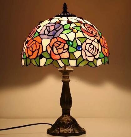 ◆ 上品◆芸術品◆ステンドランプ ステンドグラス 花柄 レトロな雰囲気 ティファニー テーブルスタンド 照明 室内装飾