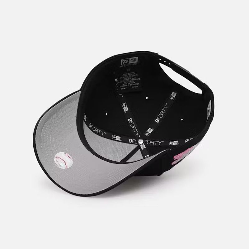 新品】ニューエラ キャップ NEW ERA 帽子 Black Pink 9FORTY A-Frame