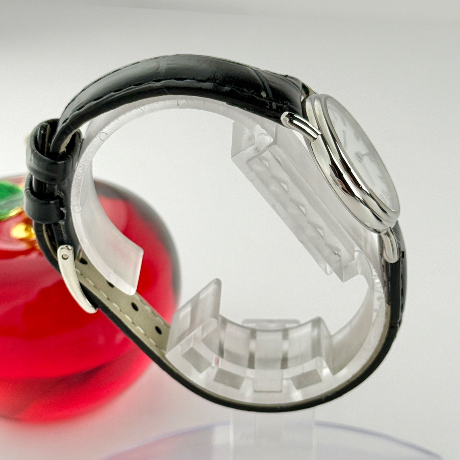 ティファニー クラシック ラウンド 新品ベルト 新品電池 レディース