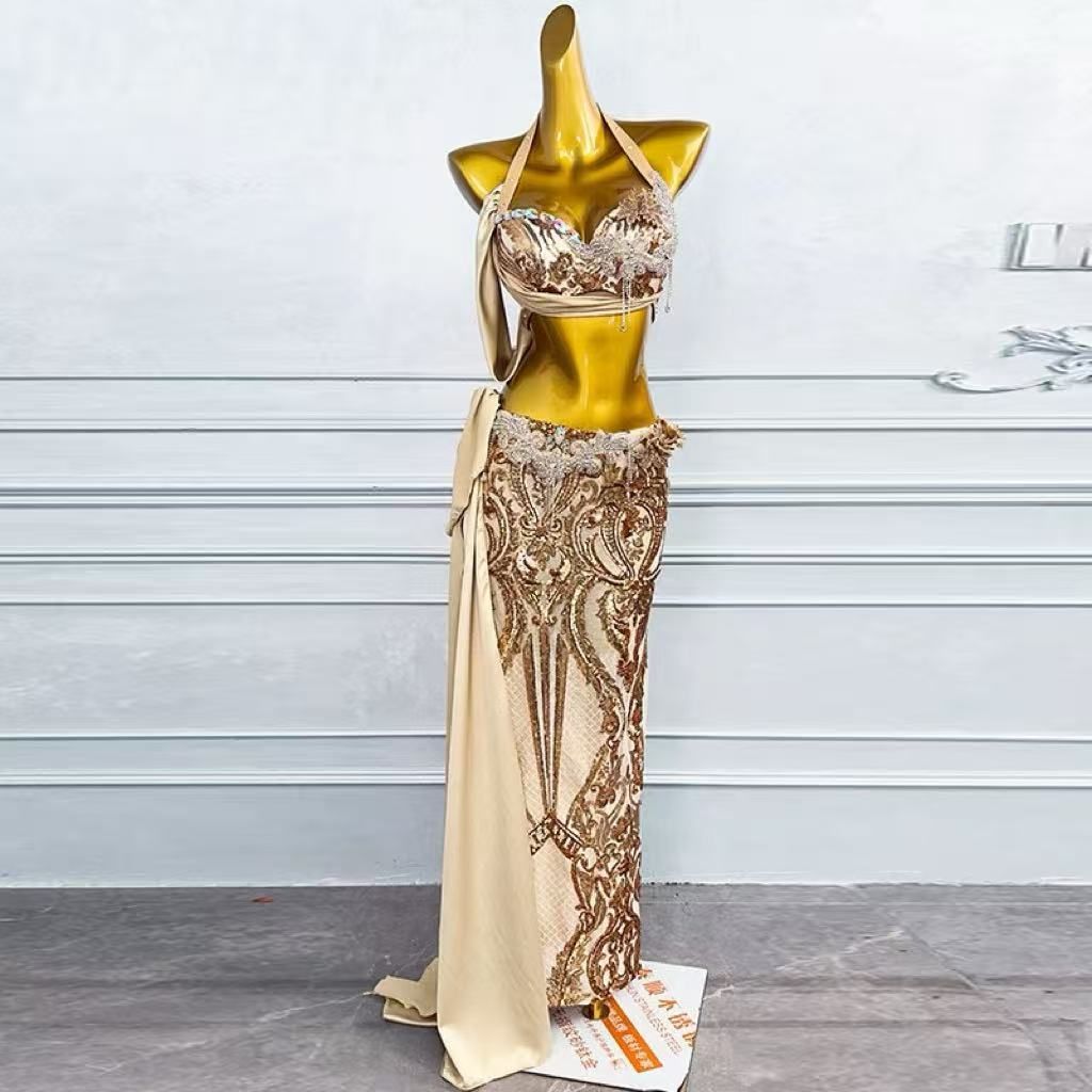 ベリーダンス衣装 大人ベリーダンスコスチュームレディーベリーダンス 衣装セット オリエンタルベリーダンス服 レッスン着 上下セット ブラベルト 衣装セット セクシー ベリーダンス練習着 キラキラ キラキラ トッ ングスカート練習 インナー付 ゴールド 2色選択