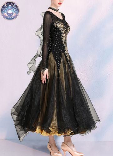 新品 未使用 新作 社交ダンスドレス モダンダンス 刺繍 キラキラ