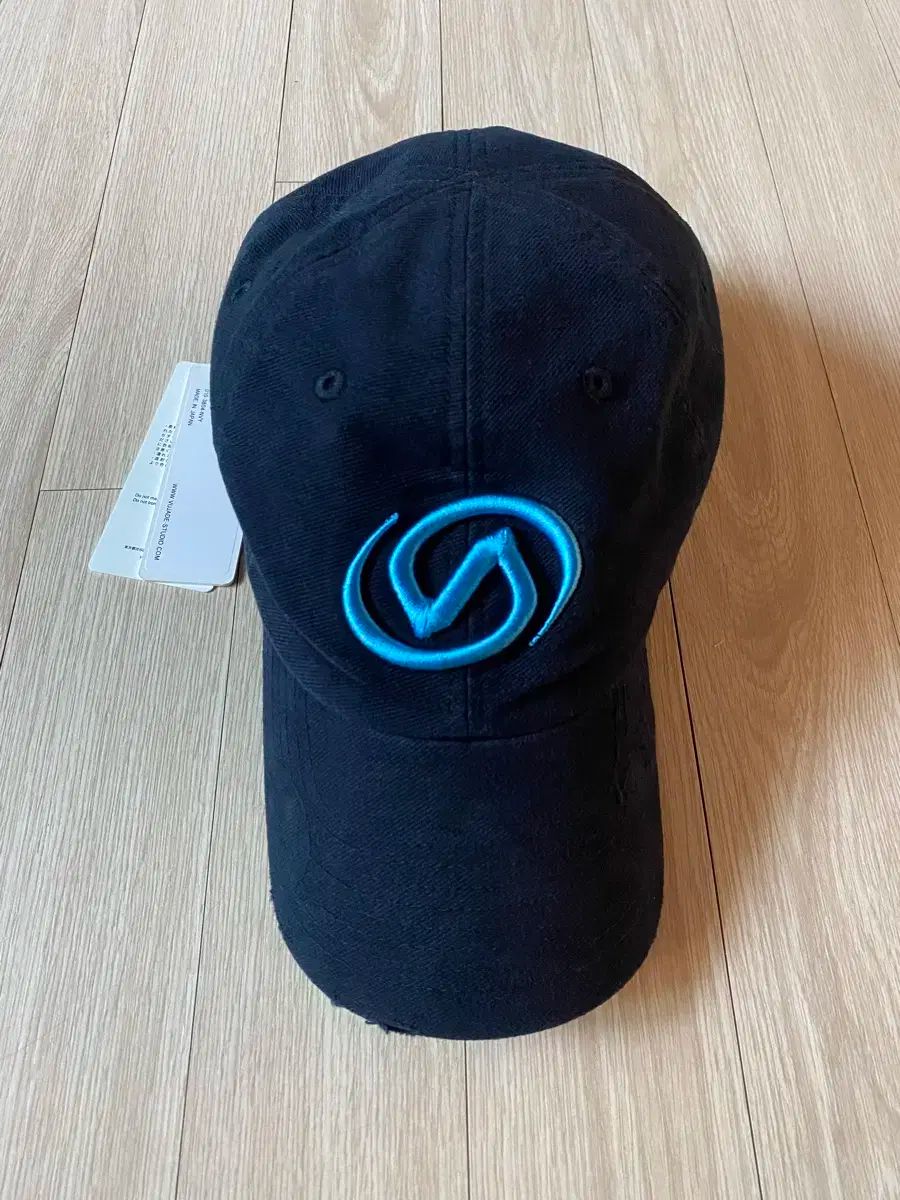 Hat in