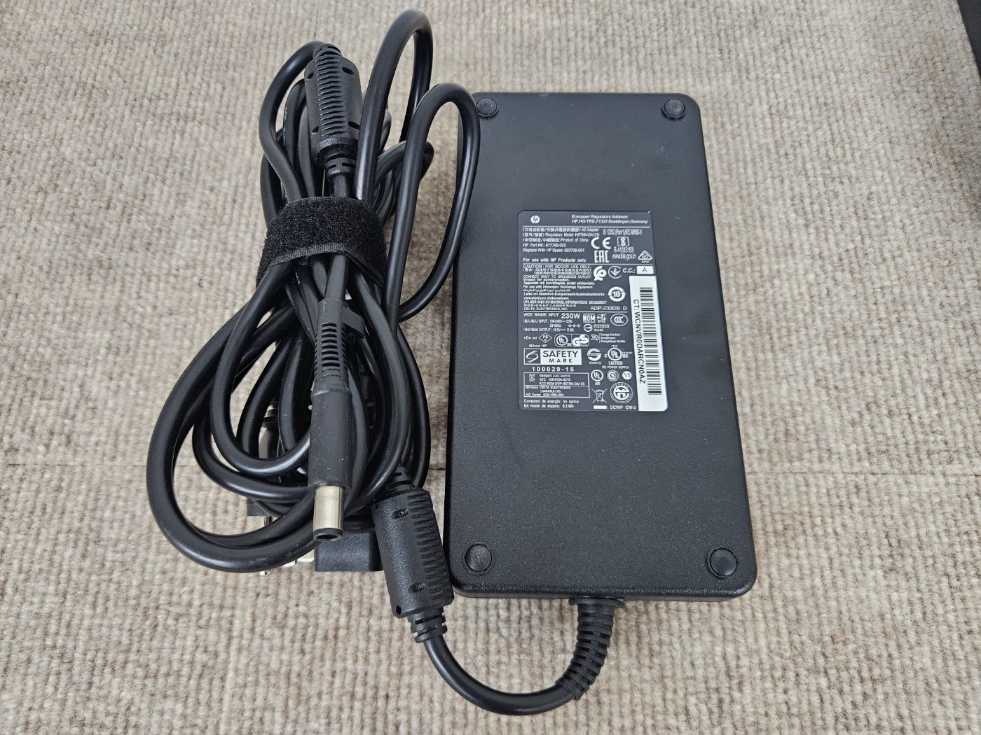 HP Z2