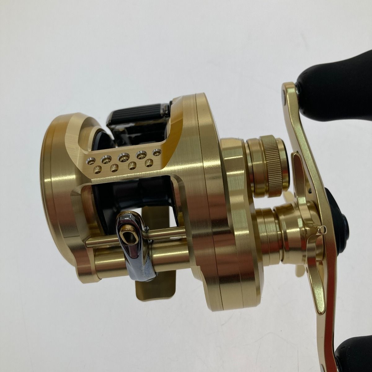 □□SHIMANO シマノ 22 カルカッタコンクエスト 201XG 左