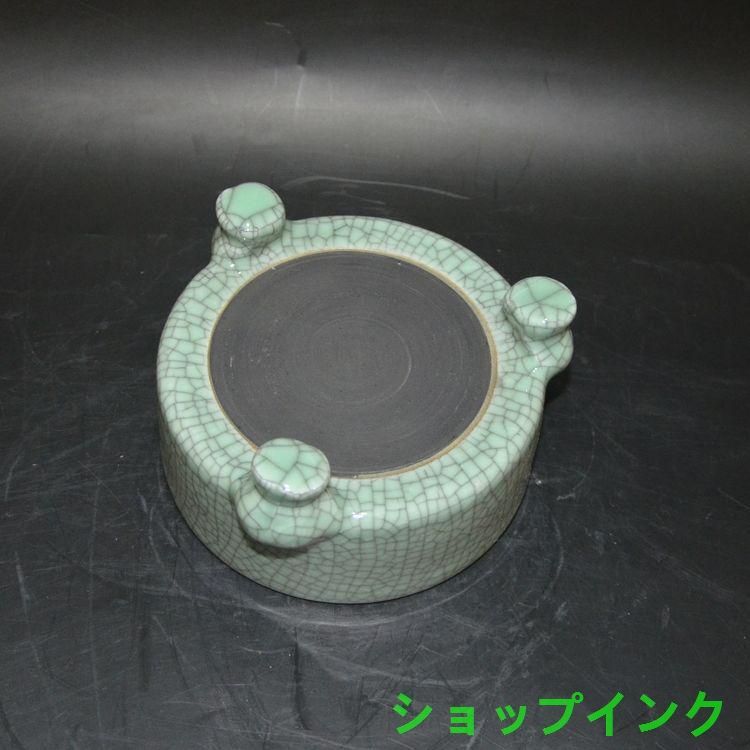 磁器 景徳鎮 開片釉三足香炉 工芸品 置物 - メルカリ