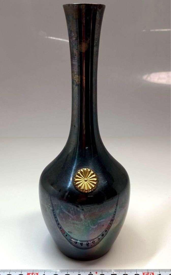 純銀 菊紋花瓶 246g 高さ22g 東Y5-0602 2Fトサエサ