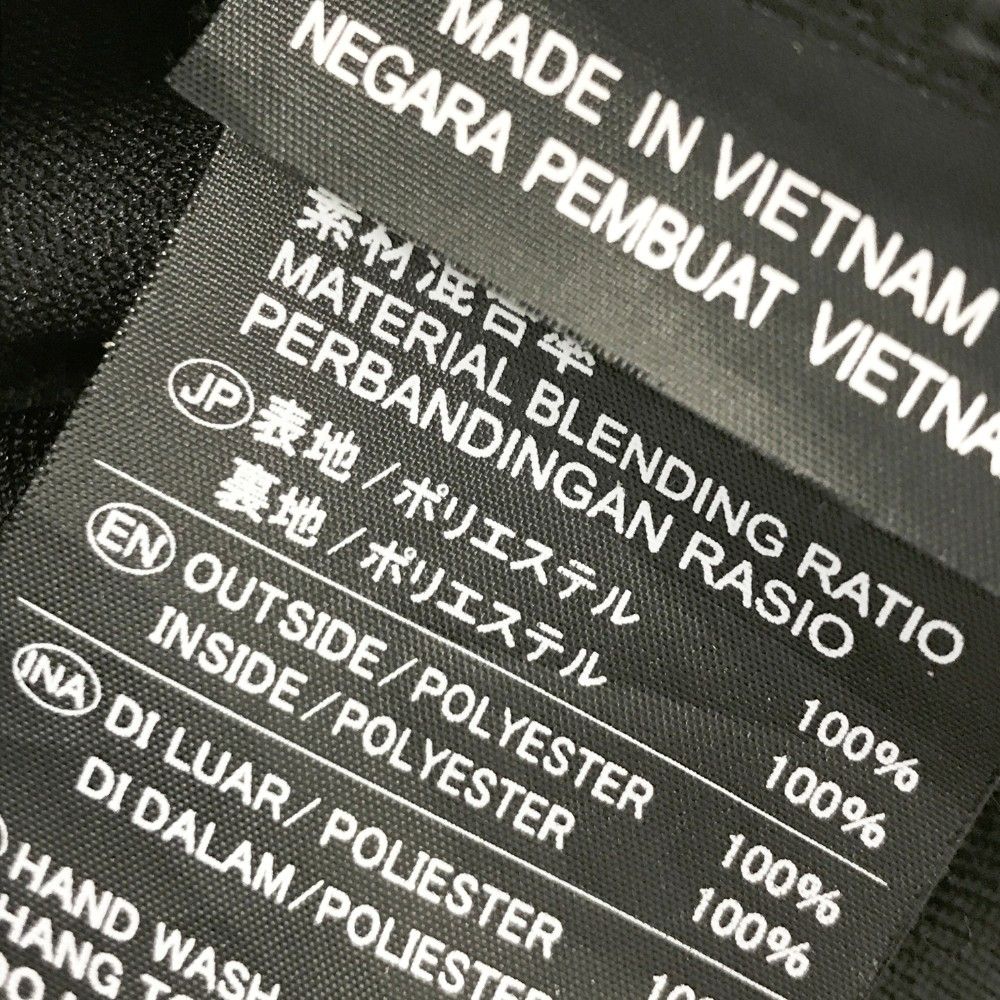 エアートラック パーカ