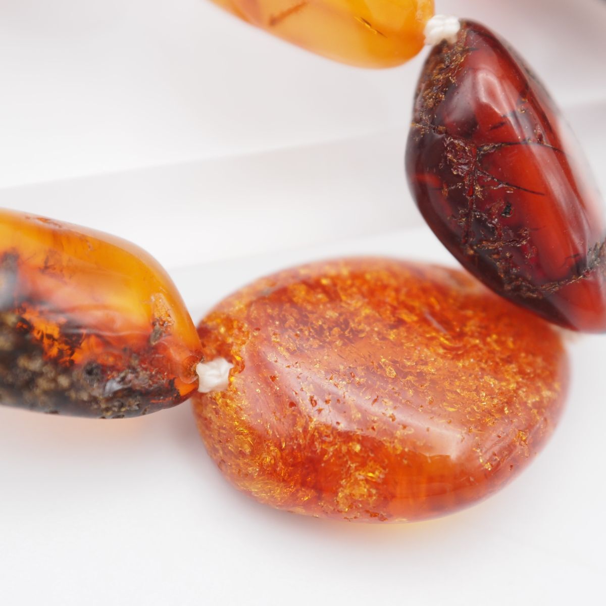 鼈甲？　琥珀？　アクセサリー　シルバー　ジャンク　まとめ売り　総重量約410g 大量アクセサリー・琥珀・アンバー・ネックレス・鼈甲・ブローチ