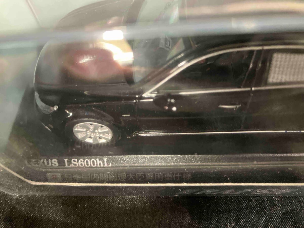 レイズ レクサスLS600h 日本国内閣府