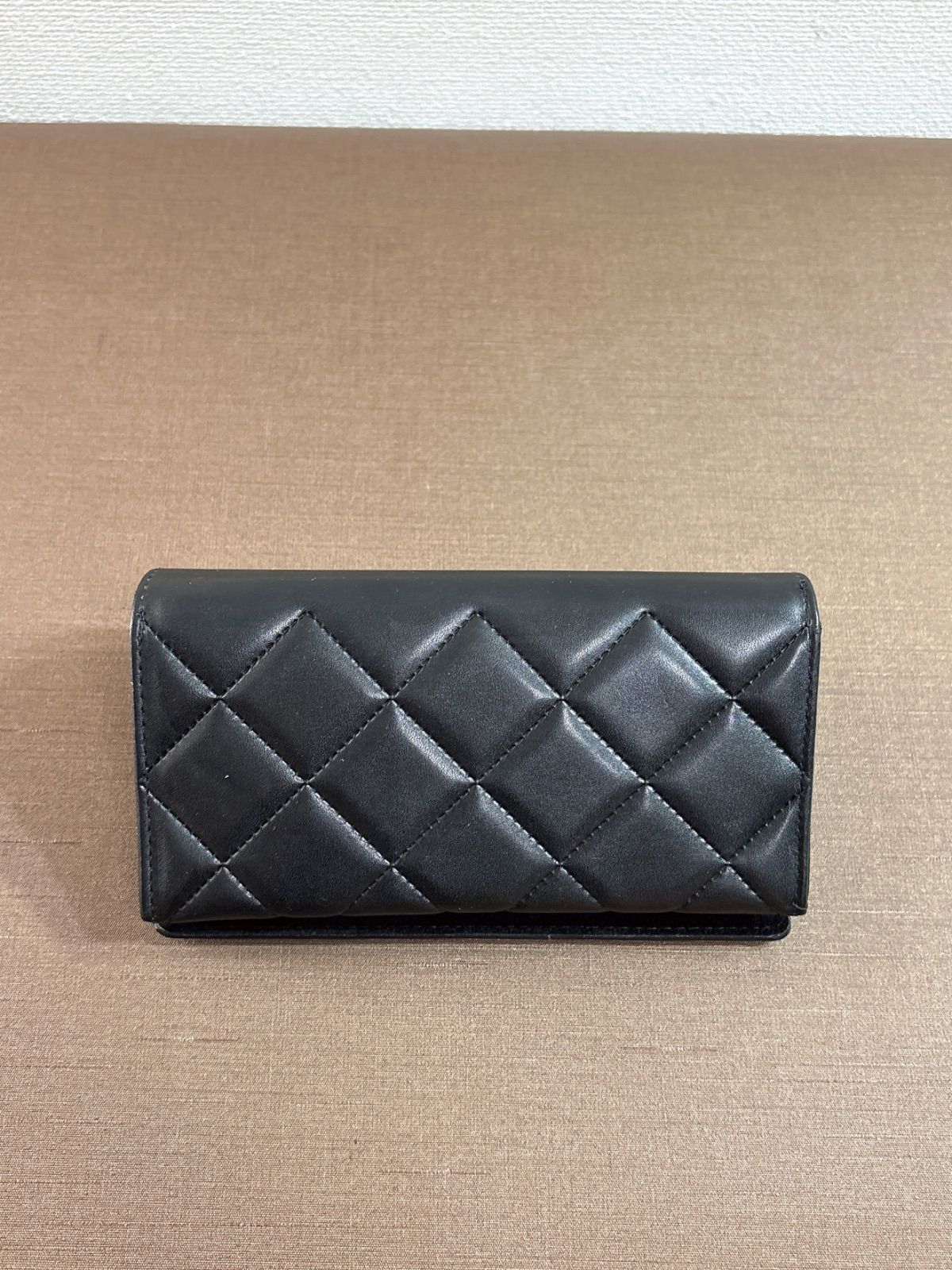 CHANEL サングラス ロゴ ココマーク 5422 ラインストーン ブラック CHANEL サングラス ロゴ ココマーク 5422 ラインストーン