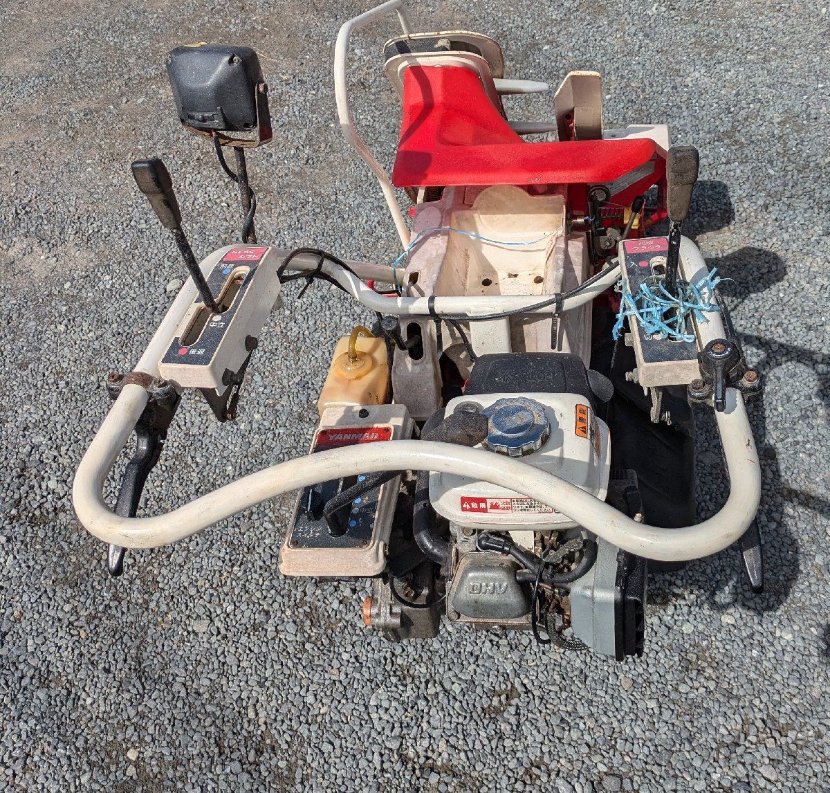 鹿児島発　ヤンマー　一条刈りガソリンエンジンバインダー　Be30 鹿児島発 ヤンマー一条刈りバインダーガソリンエンジンBe30 送料別