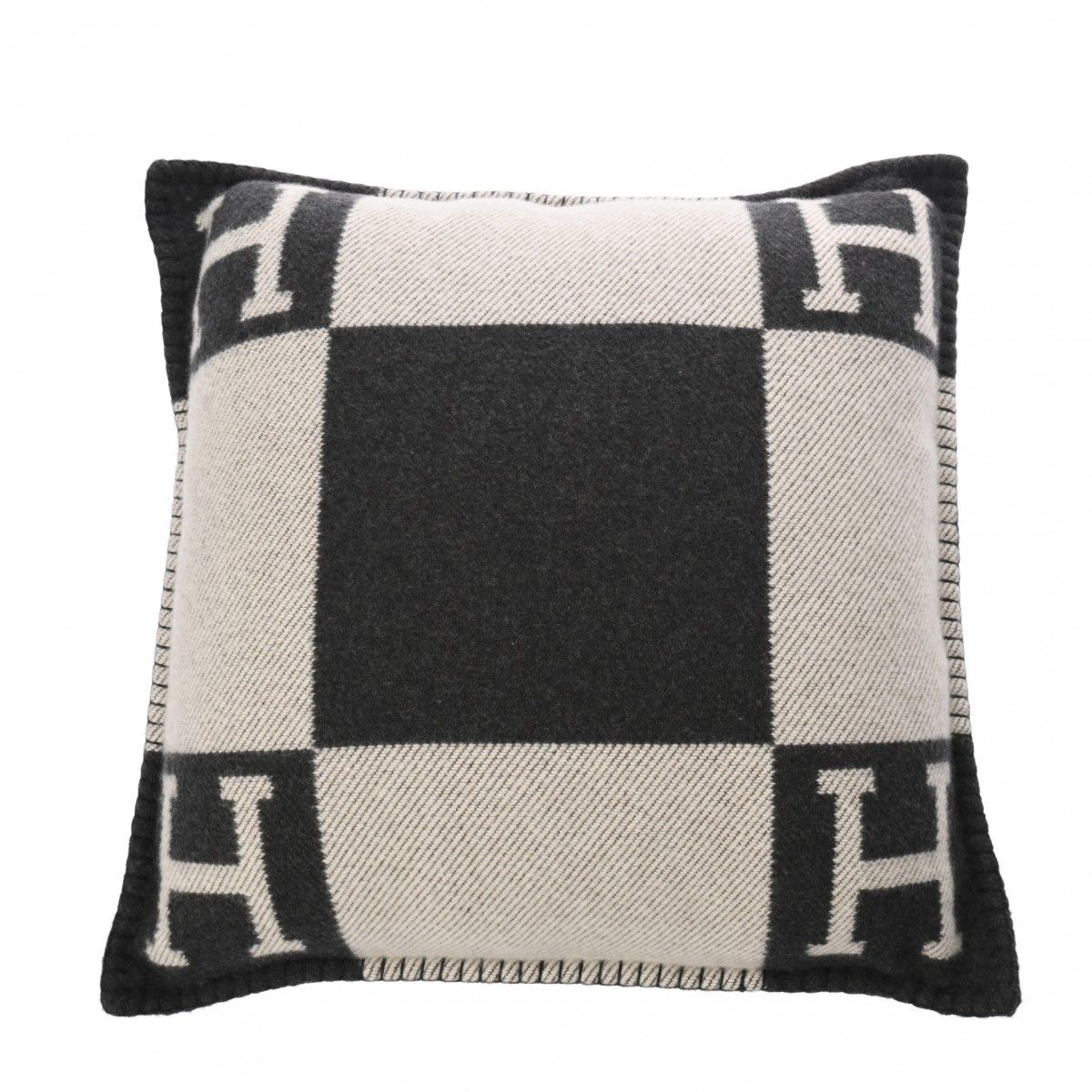 新品 エルメス クッション アヴァロン PM ダークグレー系