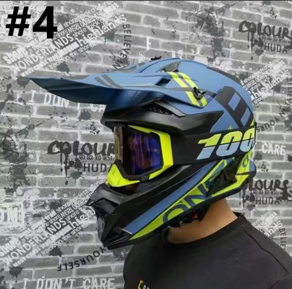 オフロードヘルメット