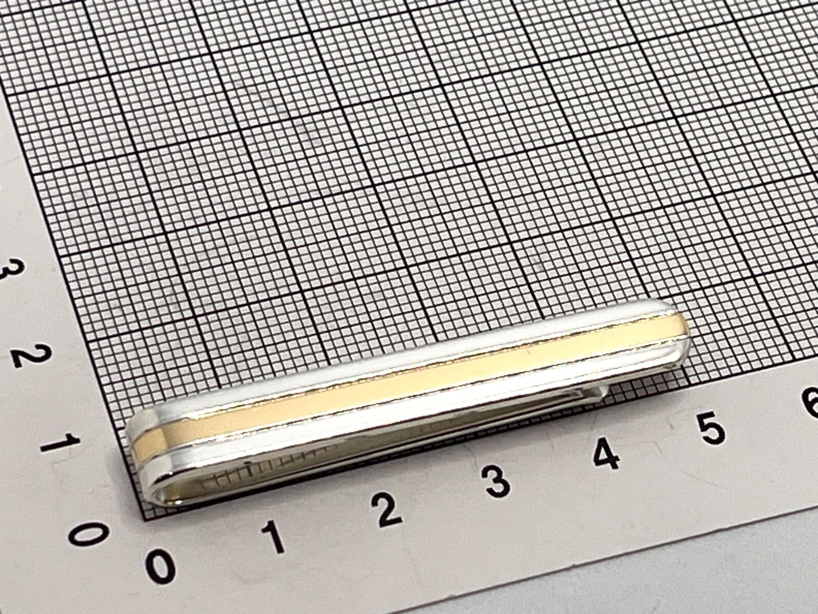 イエローゴールド