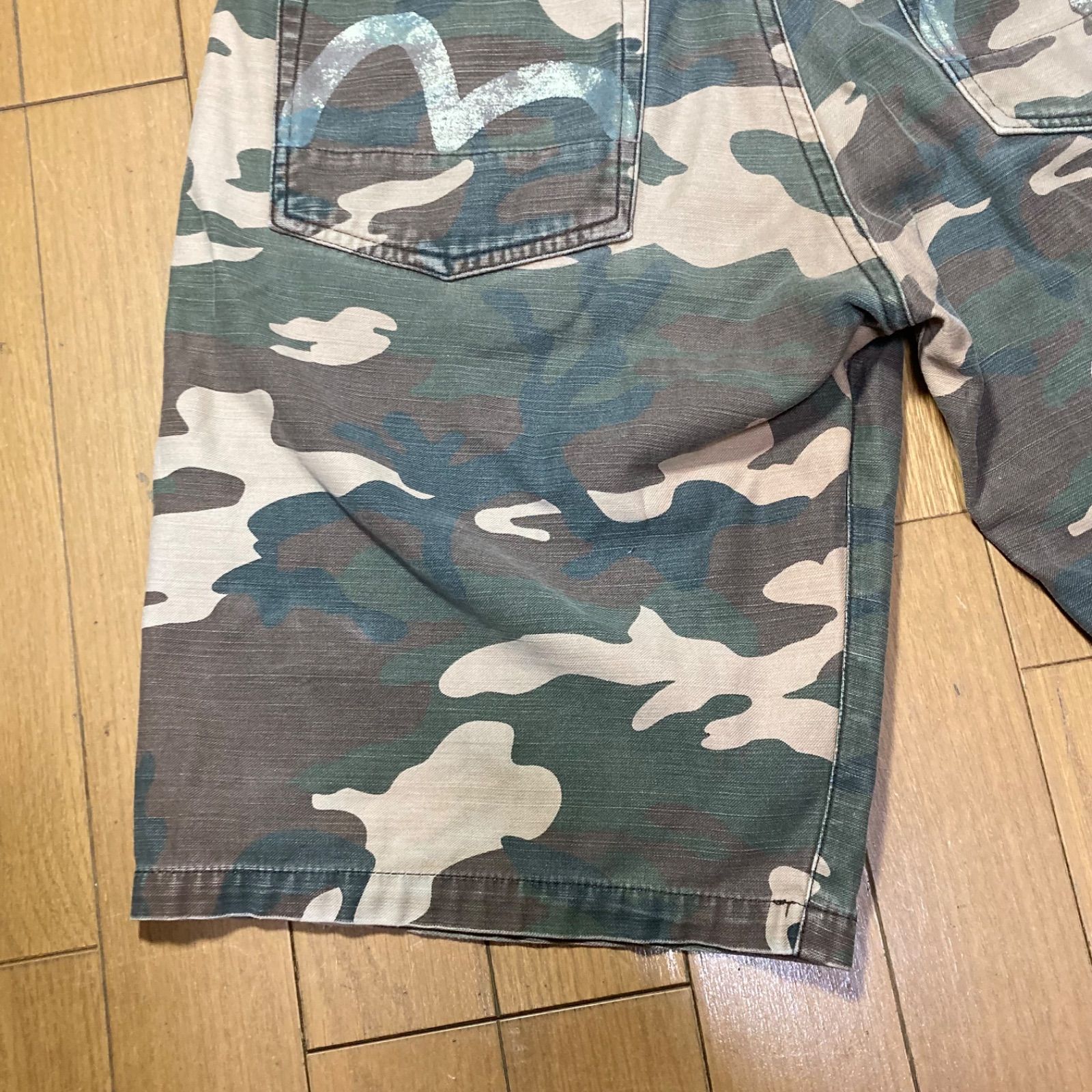 EVISU ショート パンツ 迷彩 エヴィス ハーフパンツ - メルカリ