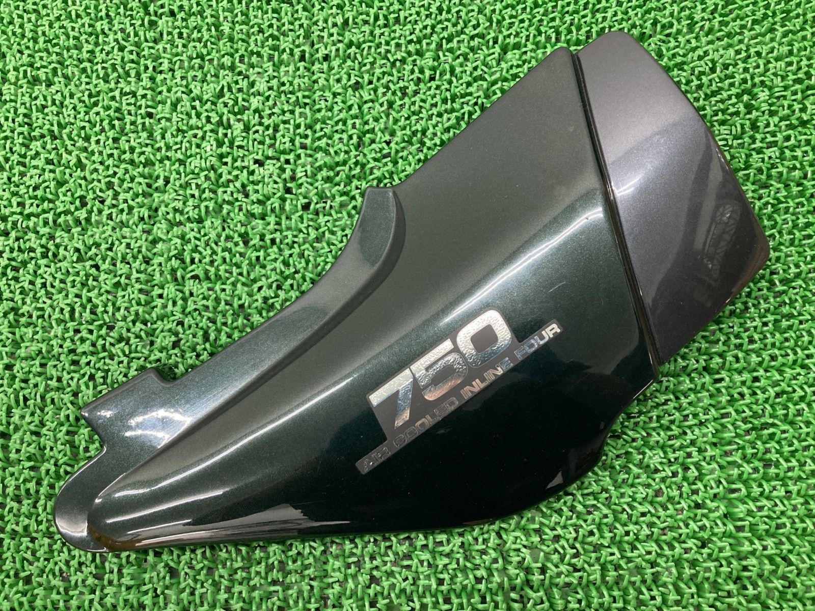 ゼファー750 サイドカバー 右 深緑M カワサキ 純正 ZR750C D ZEPHYR750