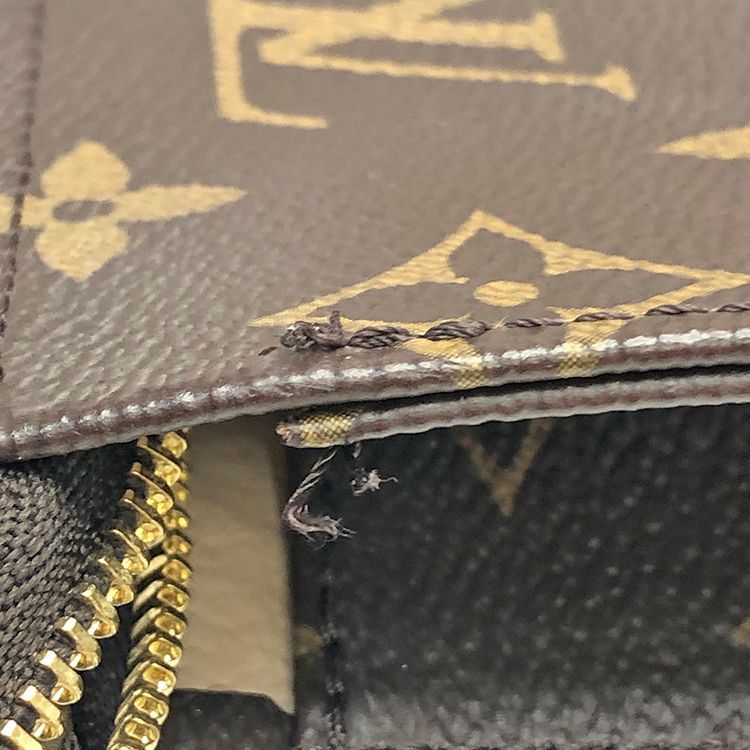 LOUIS VUITTON ルイヴィトン ポッシュトワレ モノグラム クラッチ ルイ