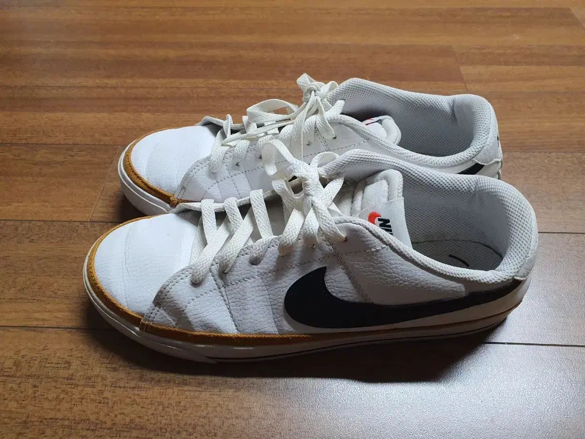 【雷市場（ポンジャン）商品韓国直送】 NIKE(ナイキ) メンズスニーカー 260 A レベル