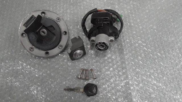 SV400S VK53A-101xxx の キーセット 1741831408