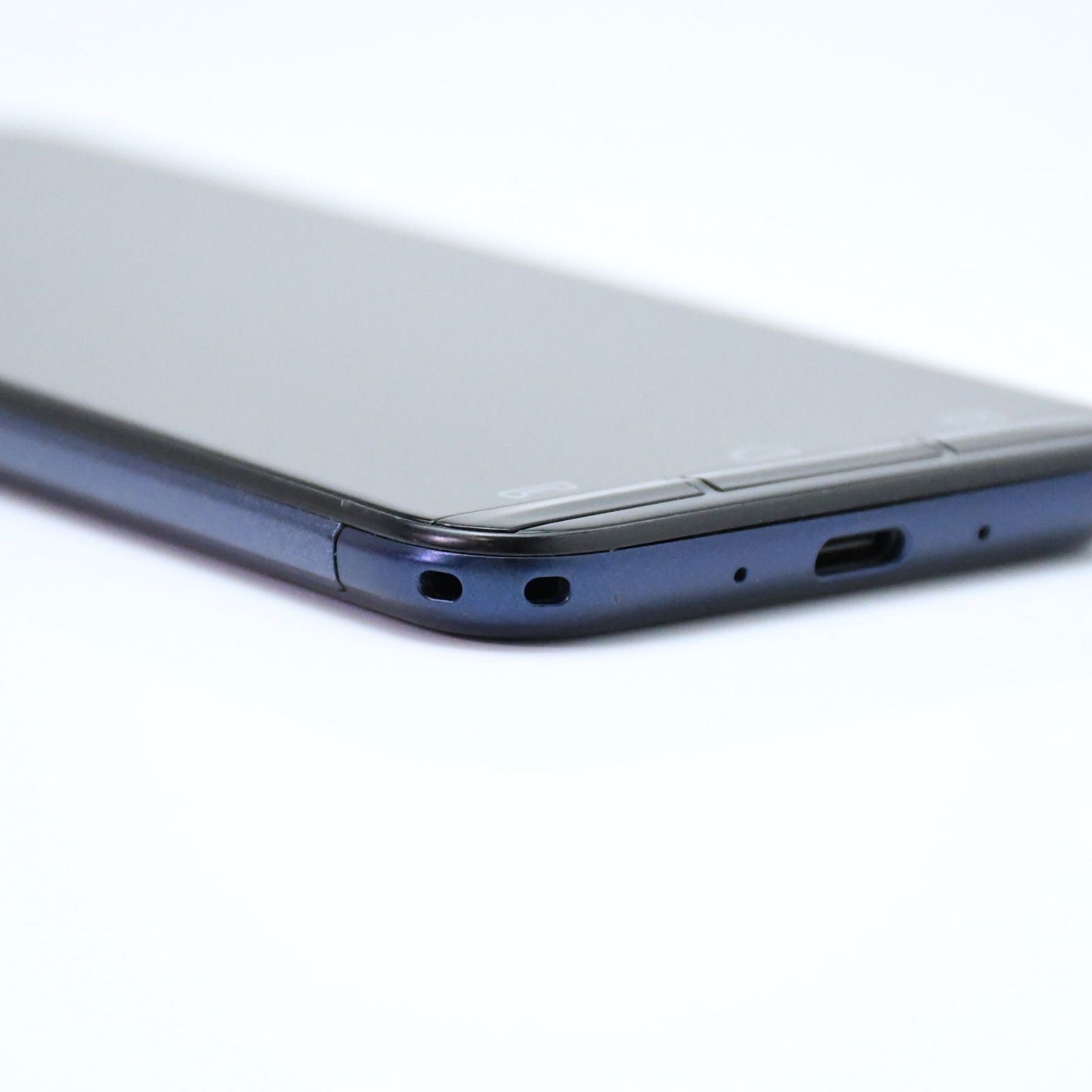 新品未使用】 ドコモ あんしんスマホ KY-51B ネイビー 【公式通販】