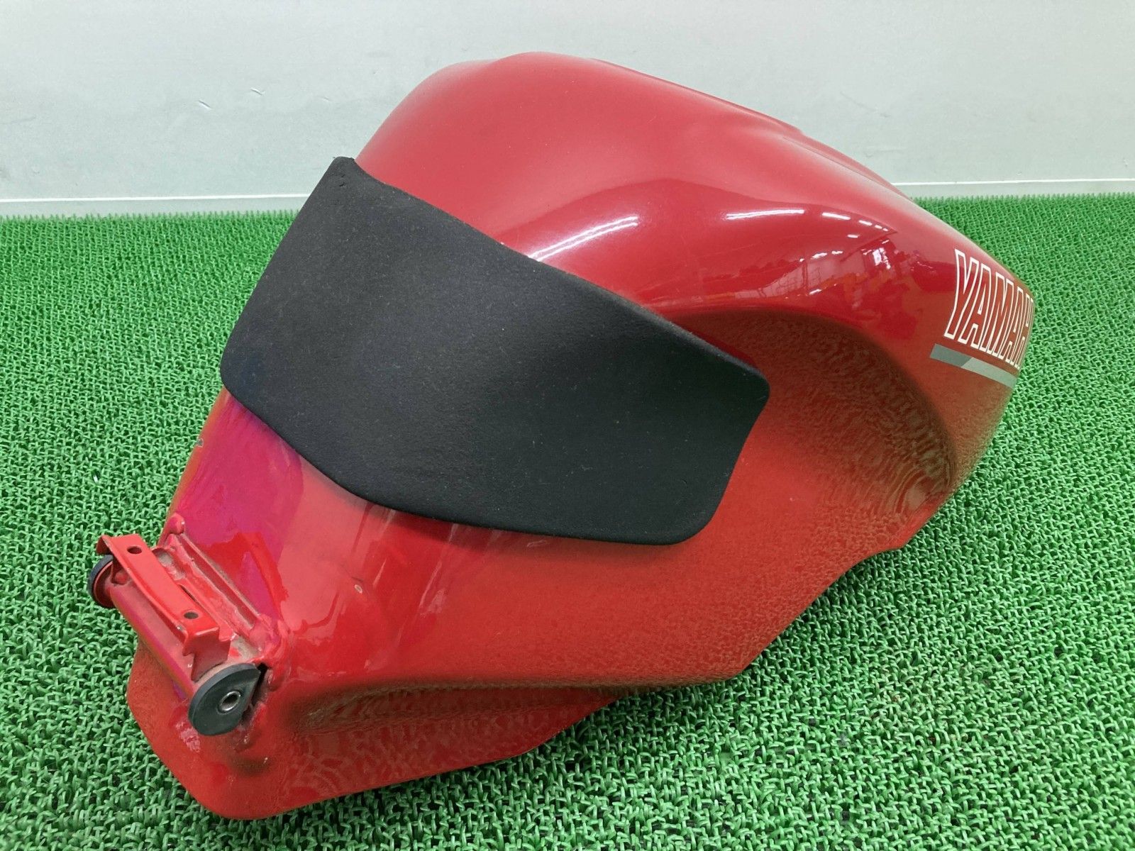 TRX850 タンク 赤 ヤマハ 純正 バイク 部品 4NX フューエルタンク 燃料タンク ガソリンタンク 修復素材に コケキズ無し Qk