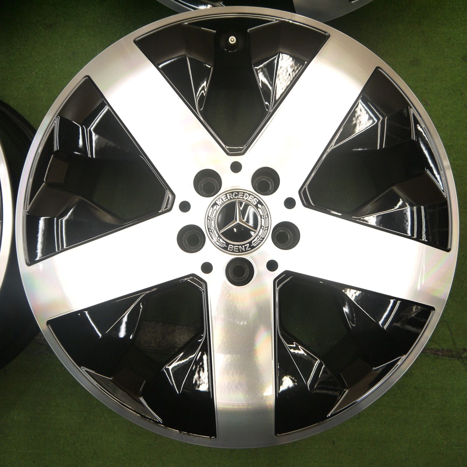 送料無料] 新車外し☆ベンツ GLB クラス X247 純正 ホイール 18インチ