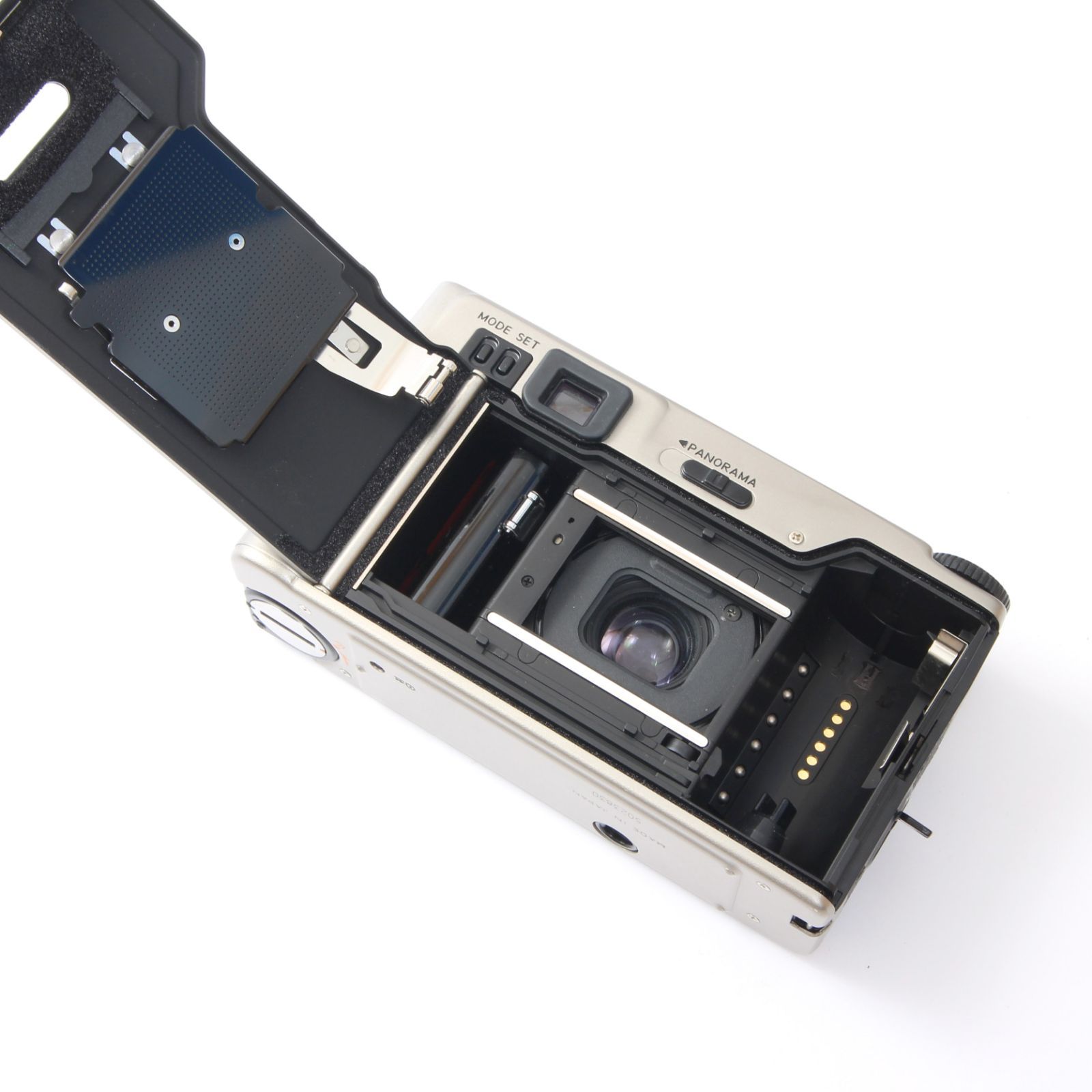 メルカリ市】Nikon 35Ti 本体 フィルムカメラレトロ