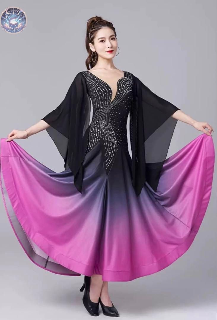 ストーン付き華やかワンピース