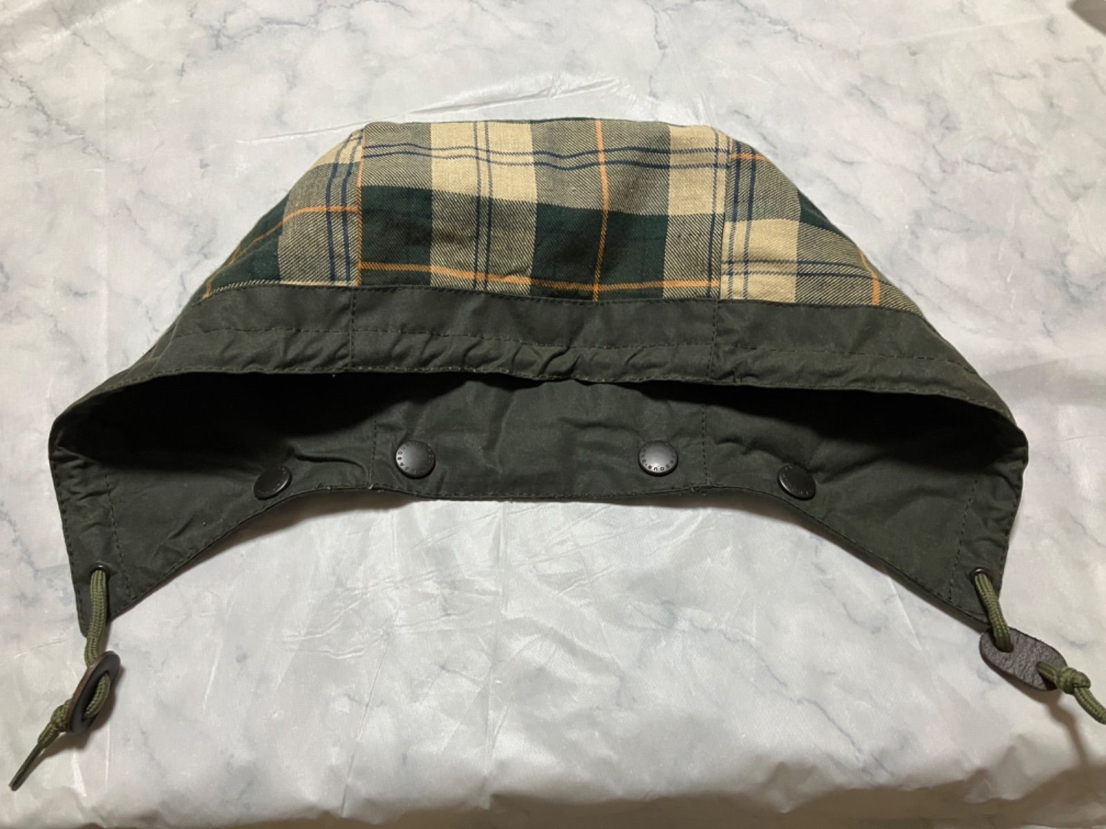 BARBOUR バブアー フード　オイルド