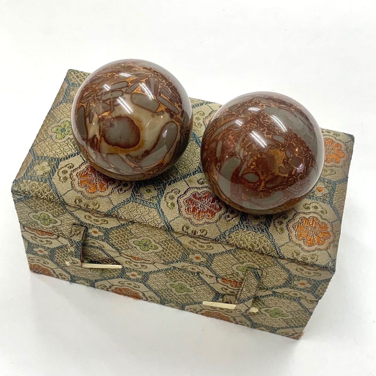 中国健身球⭐️パワーストーン】 箱付き2個セット 中国健康器具 石楼山