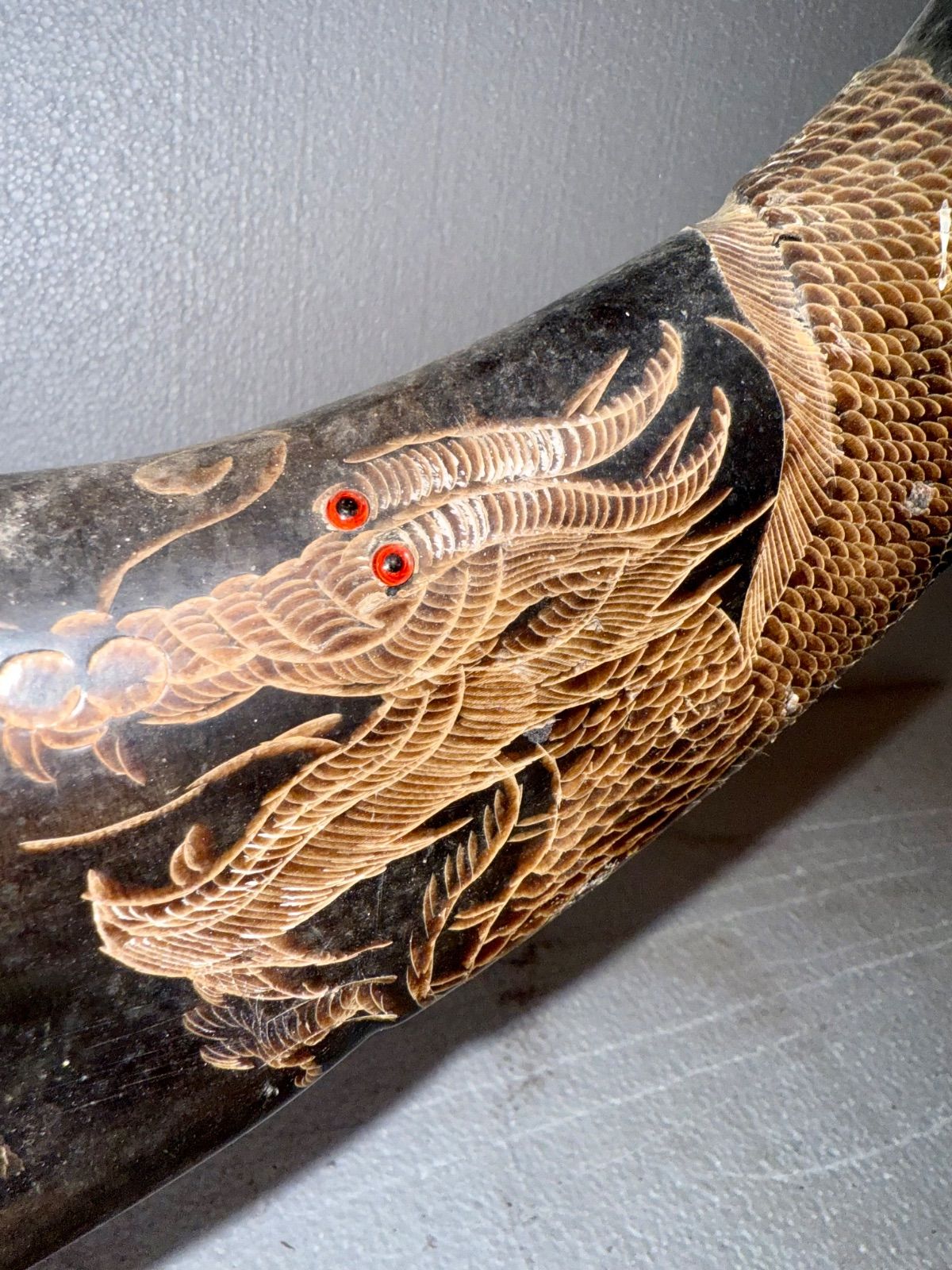 水牛の角 龍彫刻 希少 ビンテージ 骨董品 昭和レトロ - メルカリ