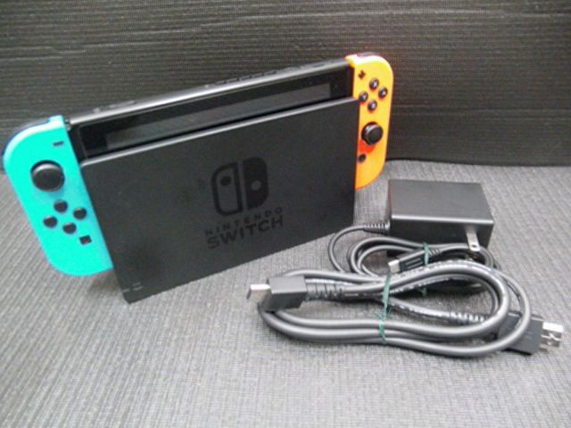 中古品 任天堂 Nintendo Switch ニンテンドー スイッチ HAC-001(-01