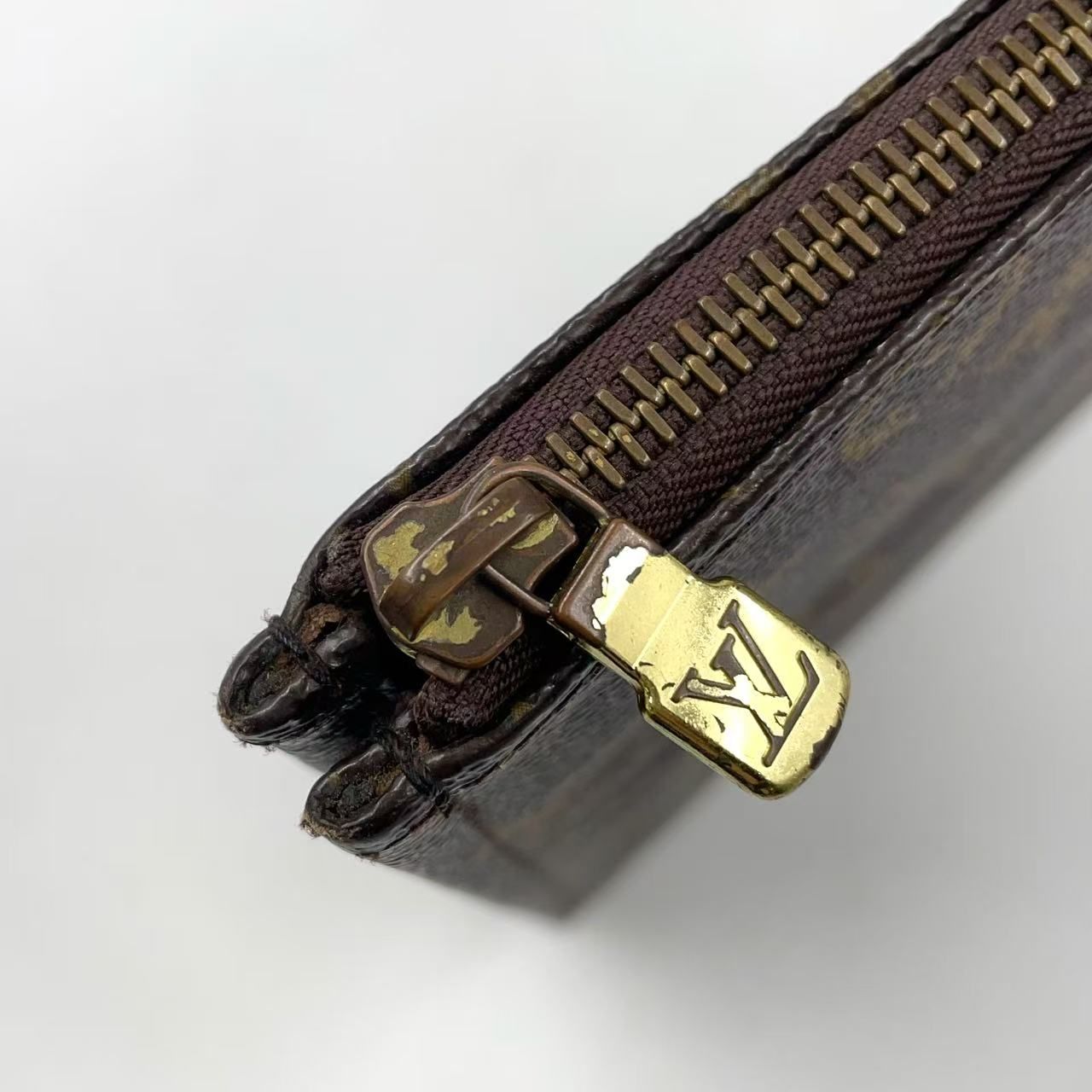 LOUIS VUITTON M53456 ルイヴィトン モノグラム ポッシュドキュ