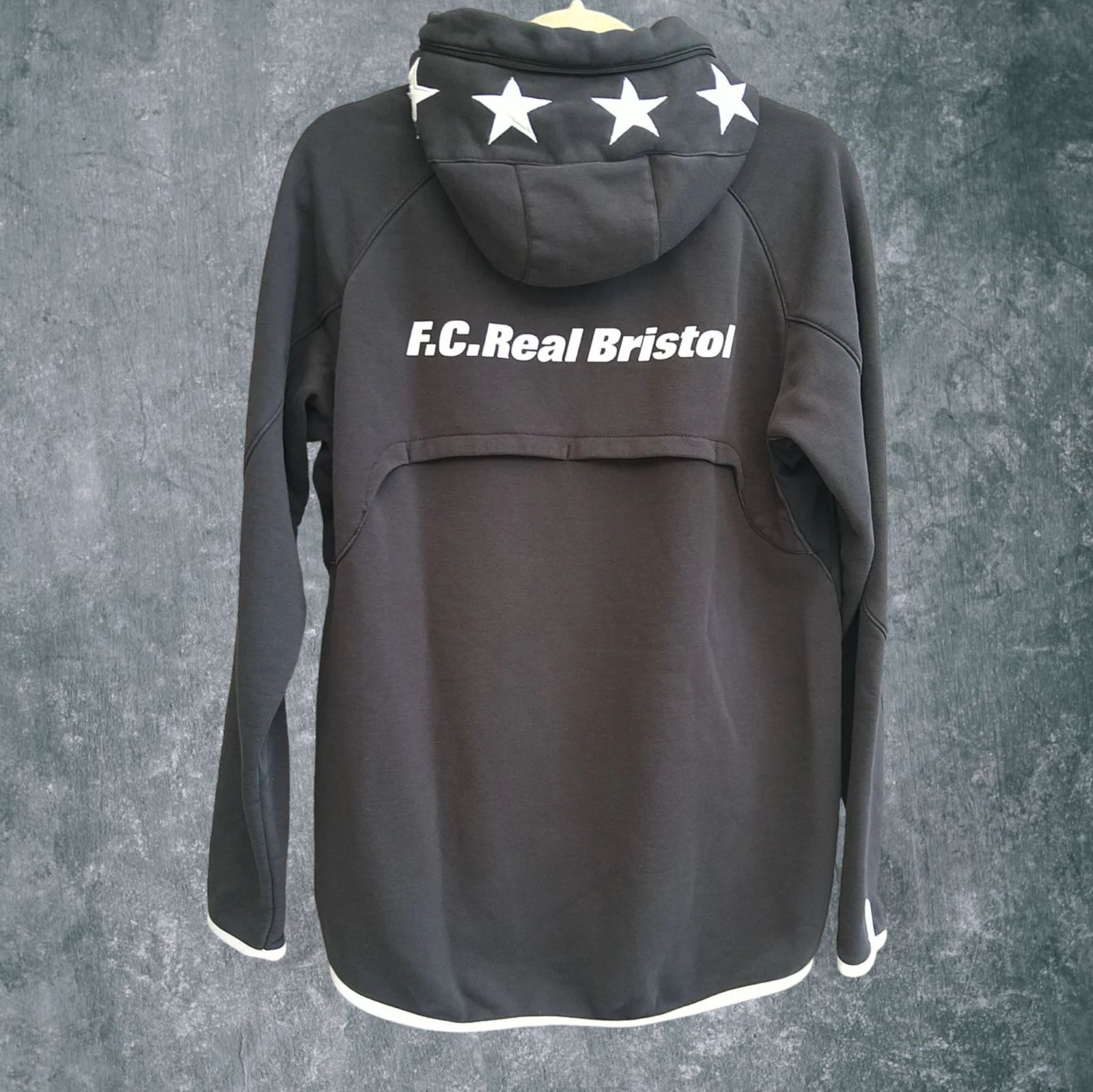 美品】 Nike ナイキ × F.C.Real Bristol FCレアルブリストル フーディ パーカー Lサイズ - メルカリ